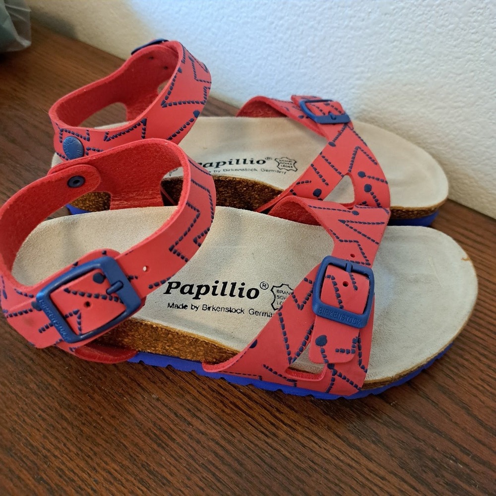 Papillio by Birkenstock Kids Rio Red Blue Geometric Cork Footbed Sandals Size 34